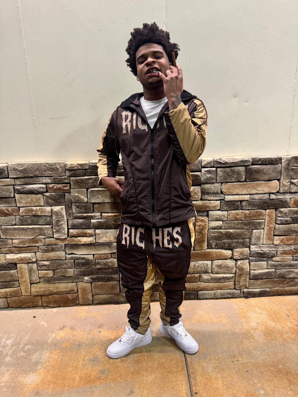 Concrete Flex tracksuits